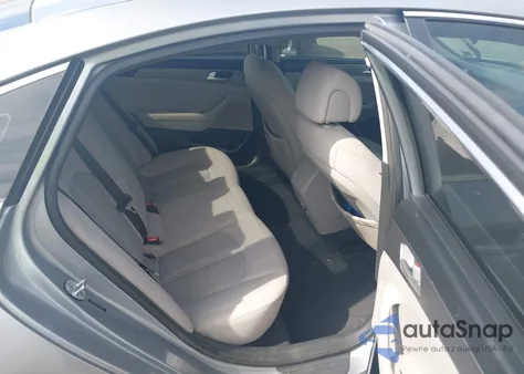 2015 Hyundai Sonata Se z USA, uszkodzony, nr VIN 5NPE24AF7FH013317